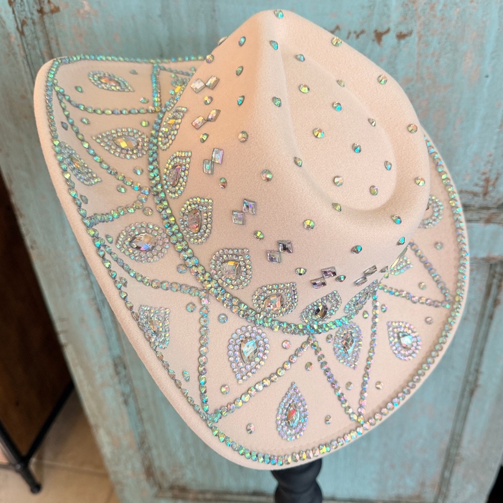 NWT Rhinestone Cowboy Hat ✨ Cream Western Glam Festival & Concert Statement Hat